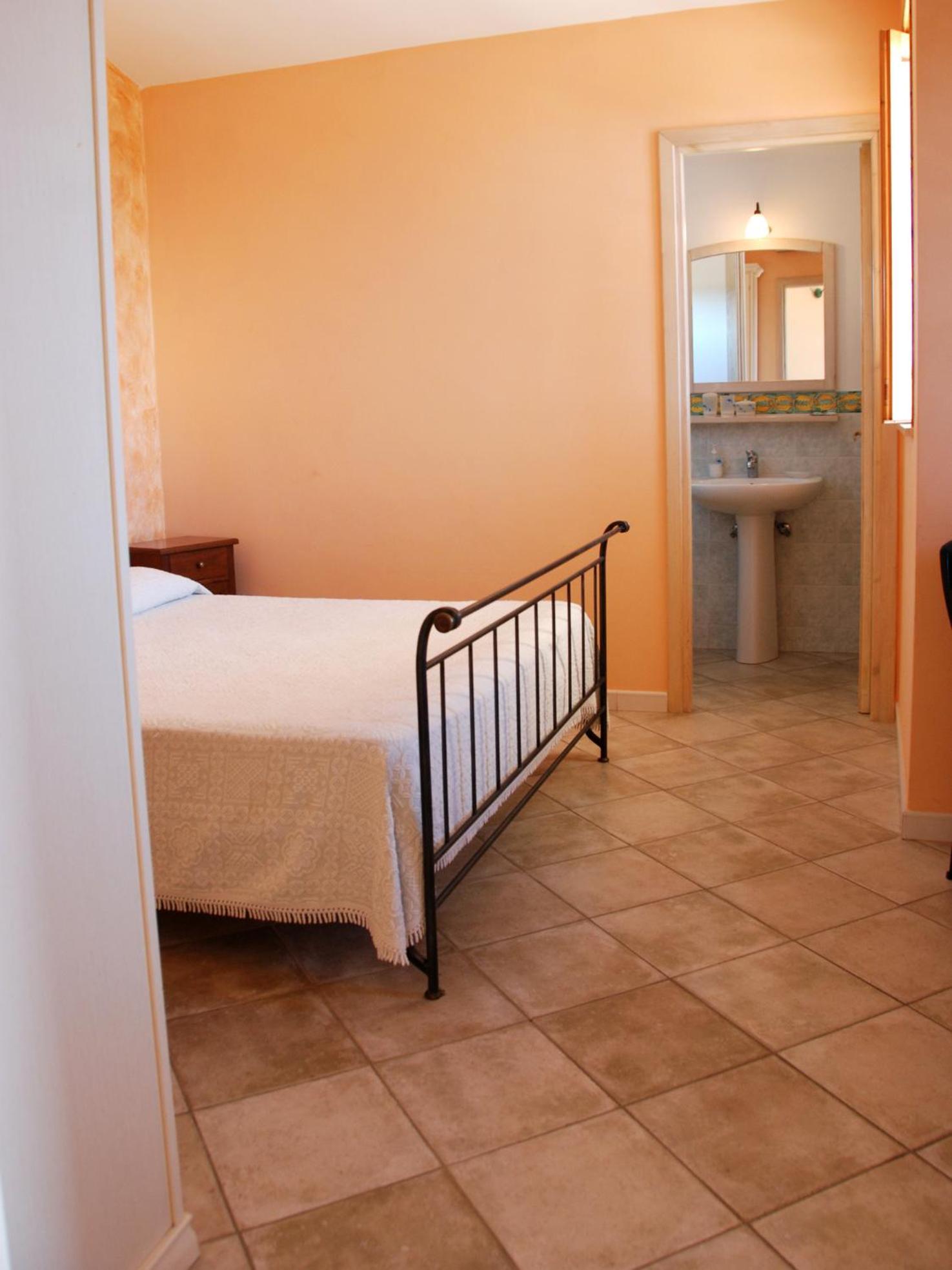 Villa Fiori Beach Менфи Экстерьер фото