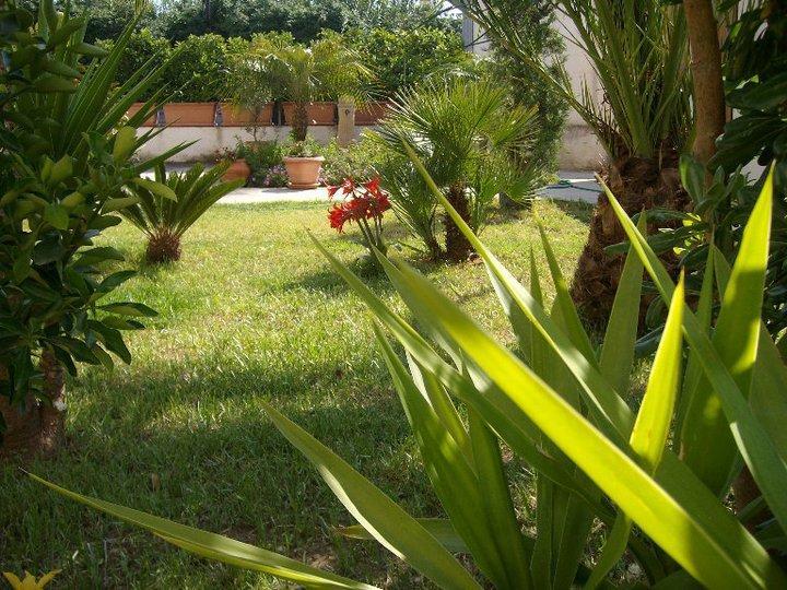 Villa Fiori Beach Менфи Экстерьер фото